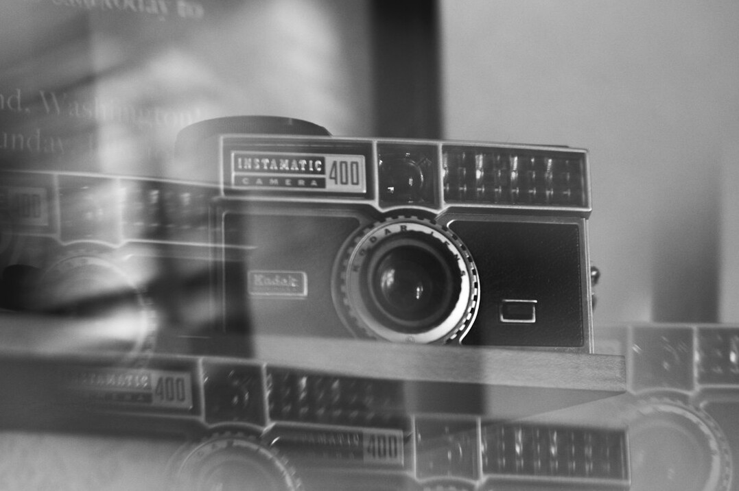 Bobine de film 16 mm sur table de montage