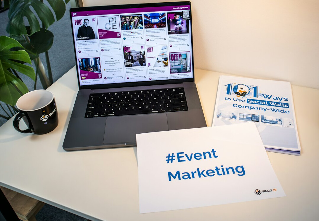 digital marketing screen